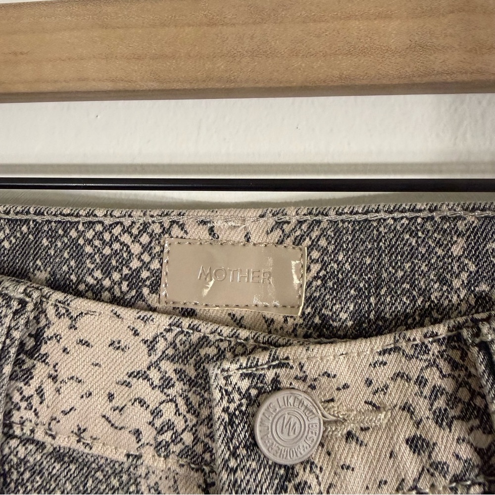 NWT Mother The Hustler Flood Boa Babe Snakeskin Jeans Size 27 - Picture 7 of 11